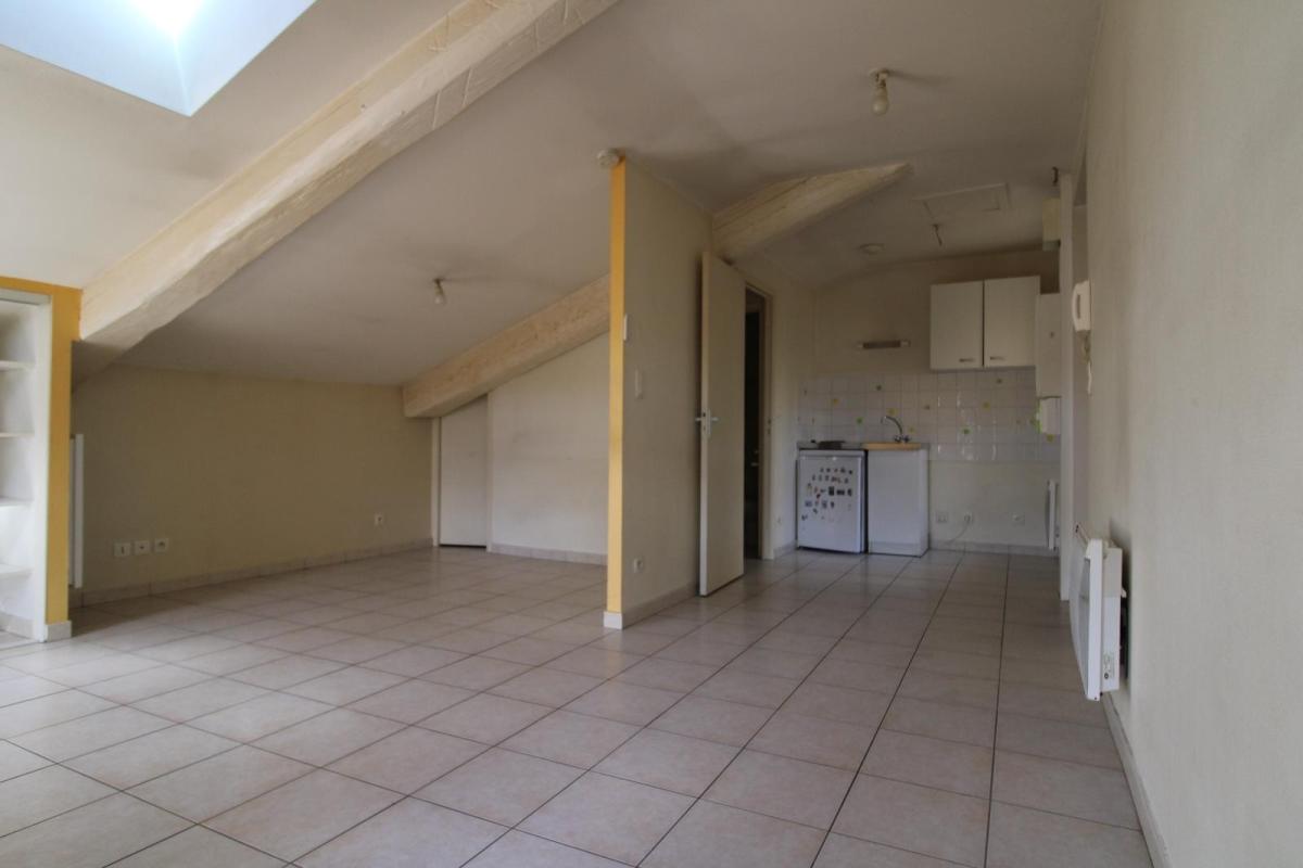 Appartement T1 de 24 m² au centre de BELLEVILLE EN BEAUJOLAIS