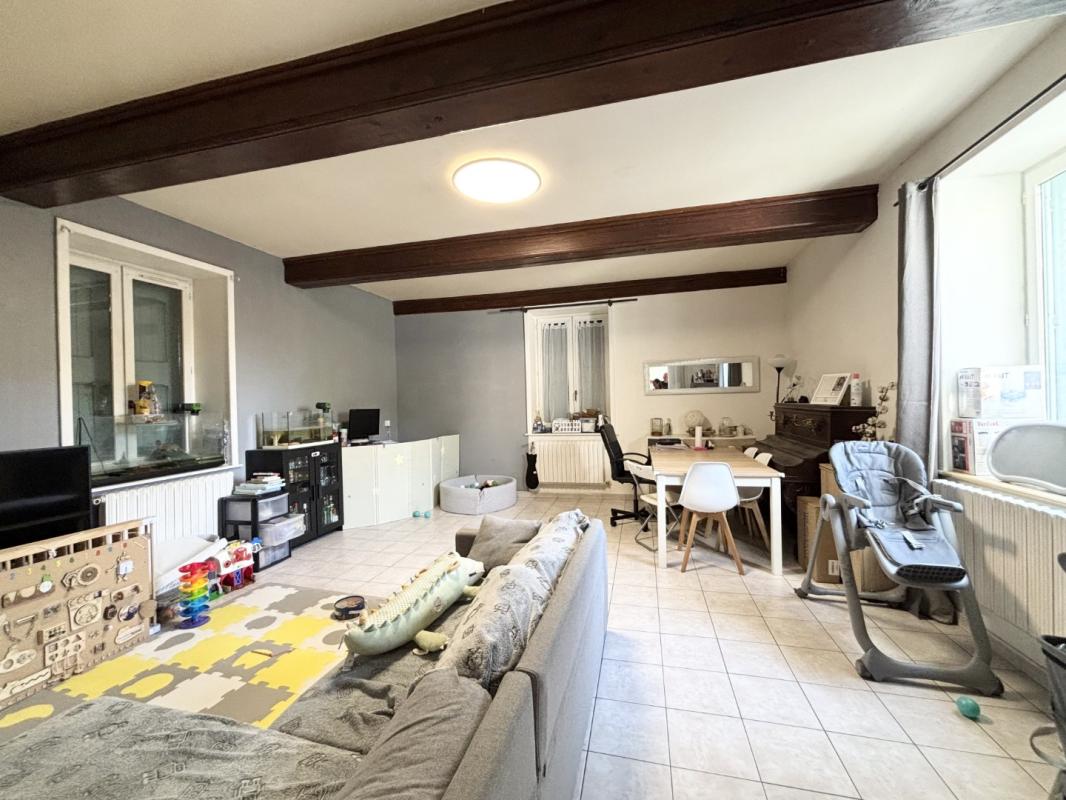 Sur la commune de BANEINS, à louer MAISON T4 DE 110M² avec jardin clos