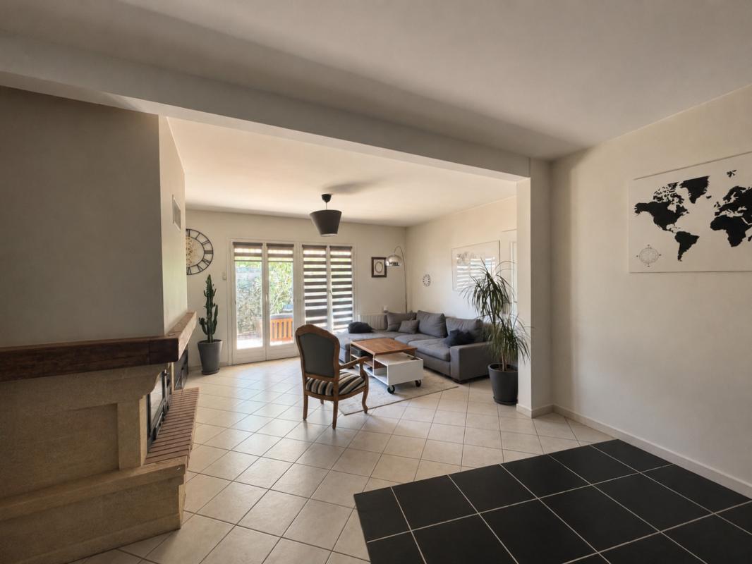 MAISON T4 DE 93 M² DE PLAIN PIED à SAINT ETIENNE DES OULLIERES