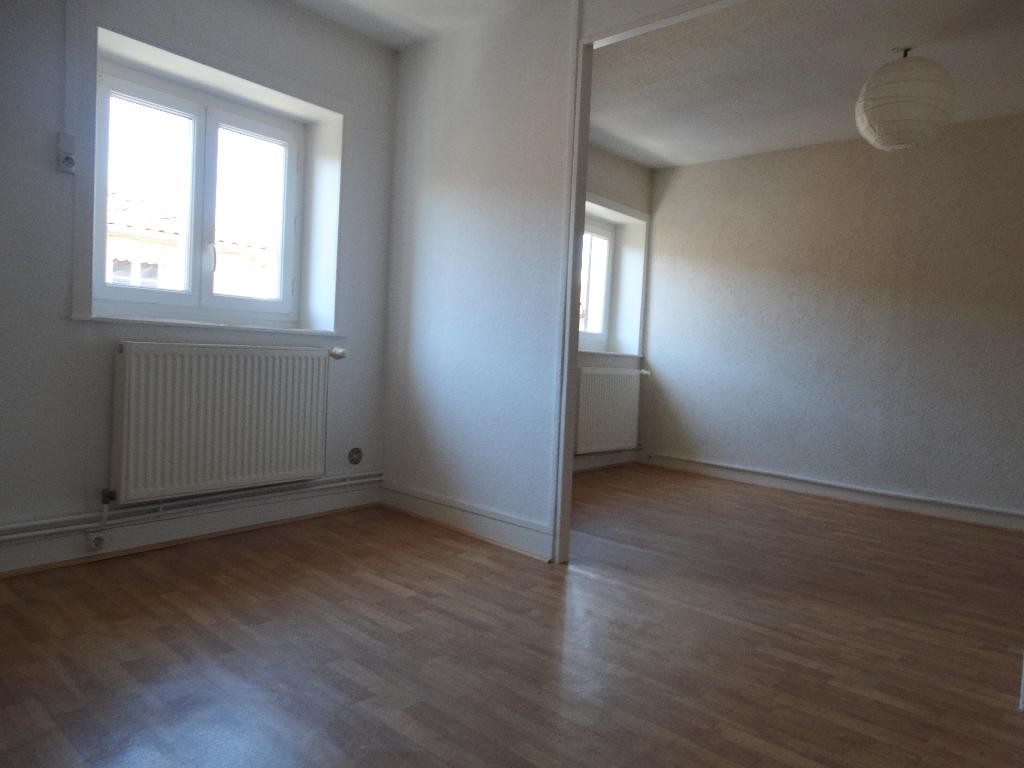 A LOUER – T2 de 44m² au centre ville de MONTMERLE SUR SAONE