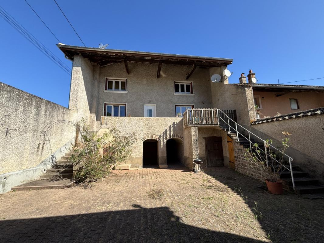 CHARMANTE MAISON T4 de 122m² sur la commune de CHIROUBLES