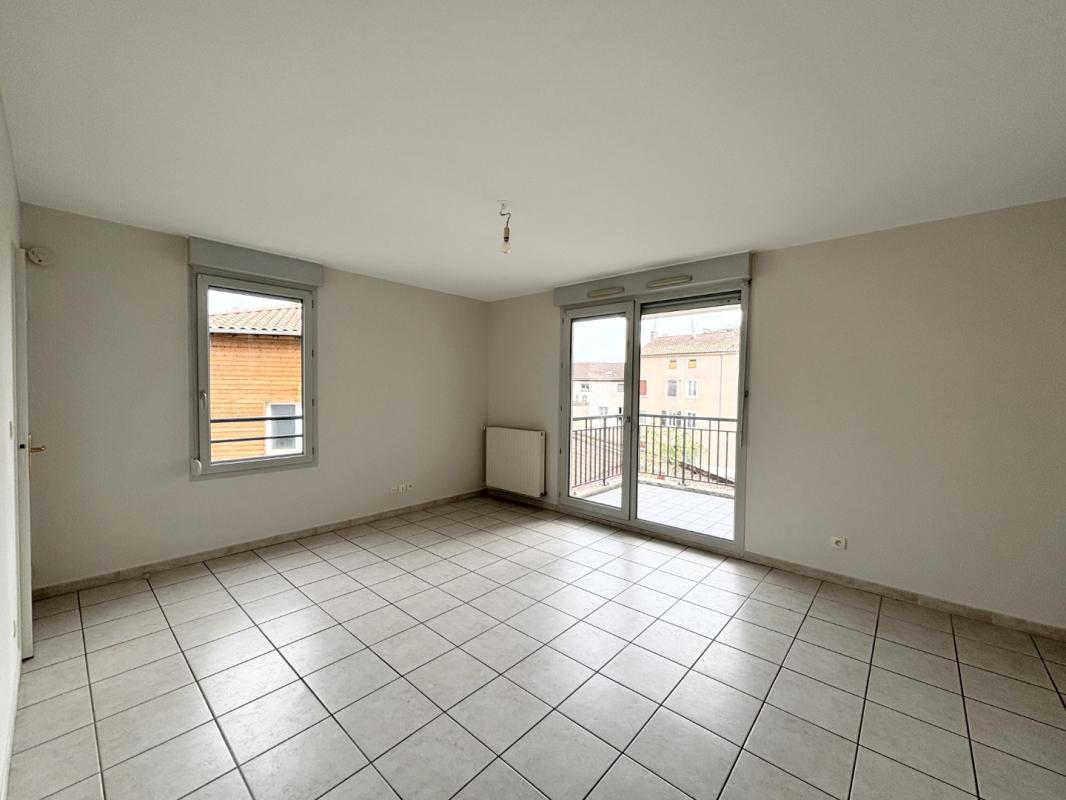Sur la commune de THOISSEY,  joli T2 de 46m² avec balcon !