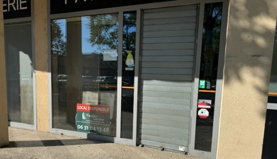 LOCAL COMMERCIAL à vendre