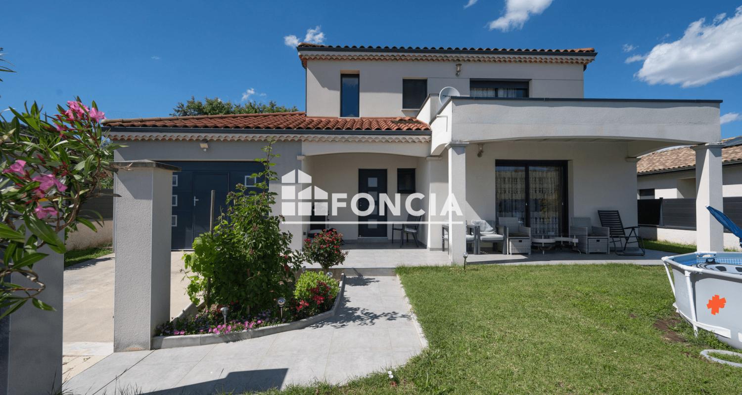 SAINT JEAN DE MUZOLS, belle villa de 2017 sur une parcelle de terrain de 512 m2