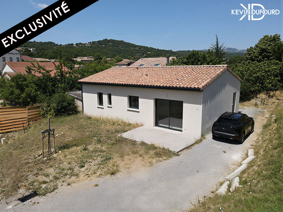 Maison de 90 m² sur un terrain de 700 m² à VESSEAUX