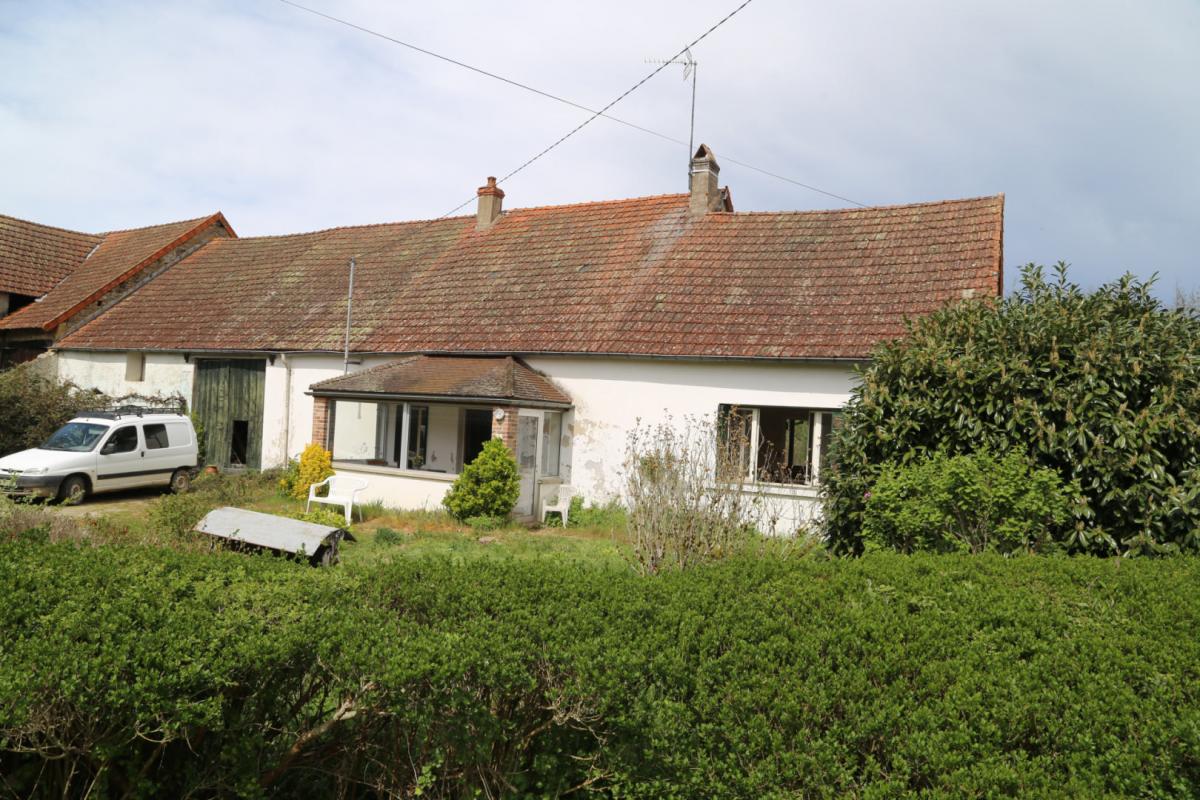 Maison à rénover sur 1 535 m² de terrain