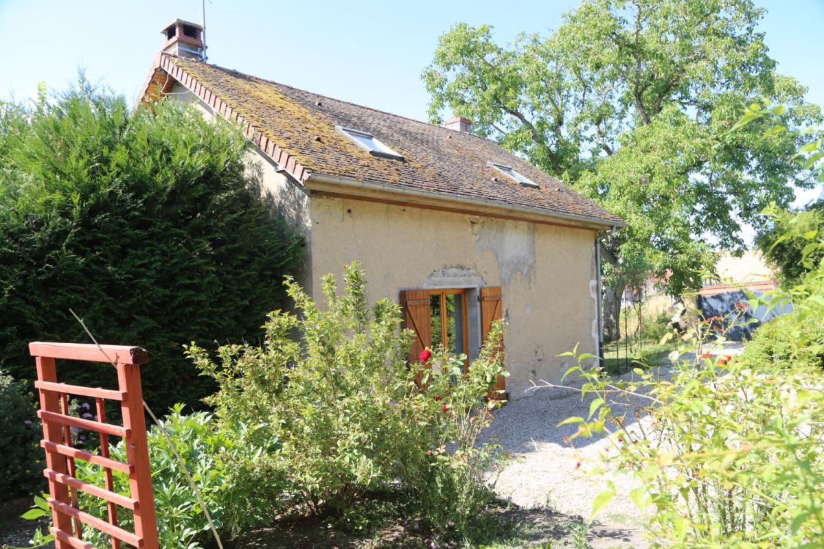 Charmante maison rénovée sur joli parc arboré