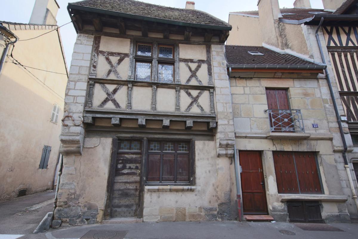 Très belle maison du XVème ISMH - Idéal airbnb