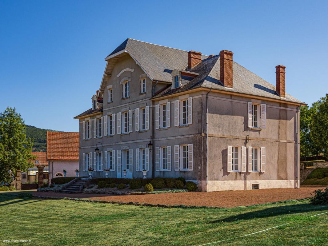Maison de Maître sur 1 ha 32 de parc