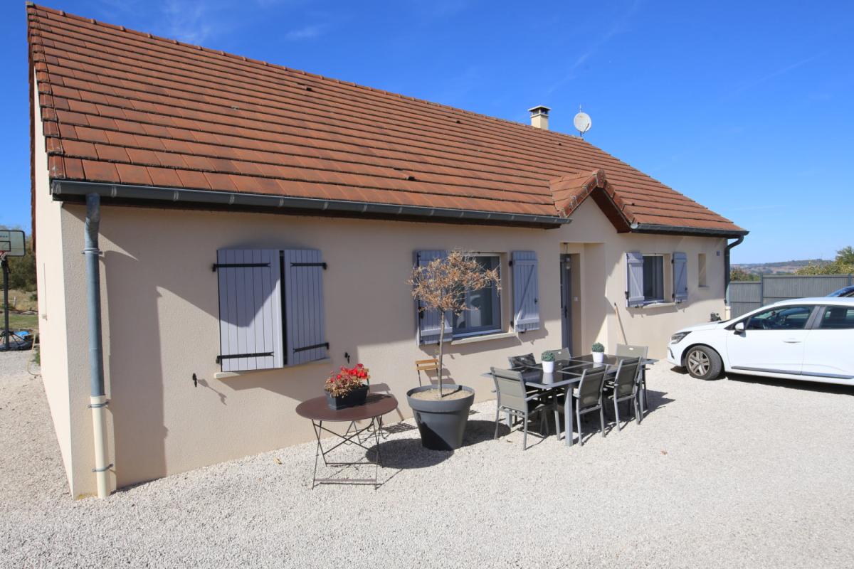 Pavillon de 100 m² de plain-pied sur 2 132 m²