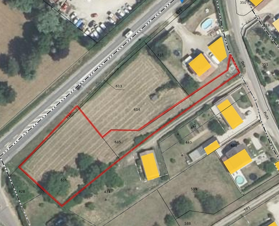 Allériot - Terrain à bâtir de 1591 m² avec un chemin supplémentaire d'accès de 594 m² en indivision