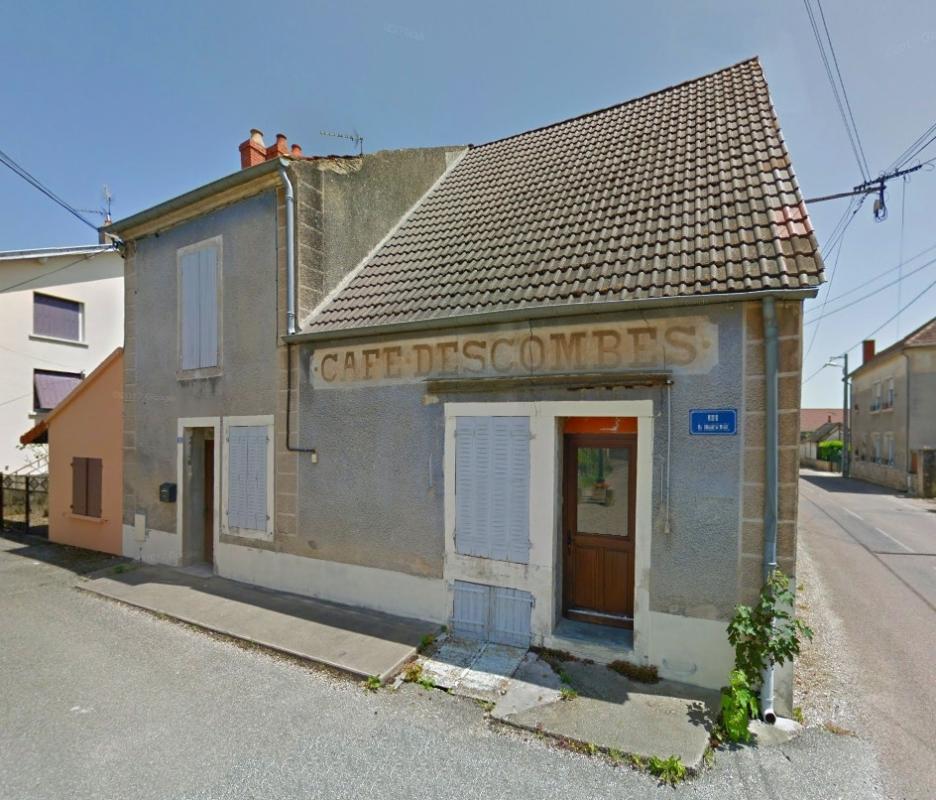 Maison de village avec 3 chambres, terrasse, atelier et garage - proche de la Saône