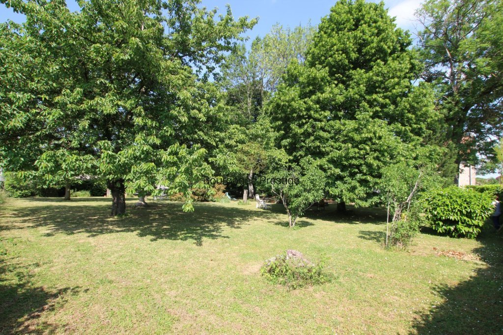 A 10 MIN DE TOURNUS UNE JOLIE MAISON DE VILLAGE EN PIERRE DE 151 M² SUR UN TERRAIN DE 2713 M² - Photo 5