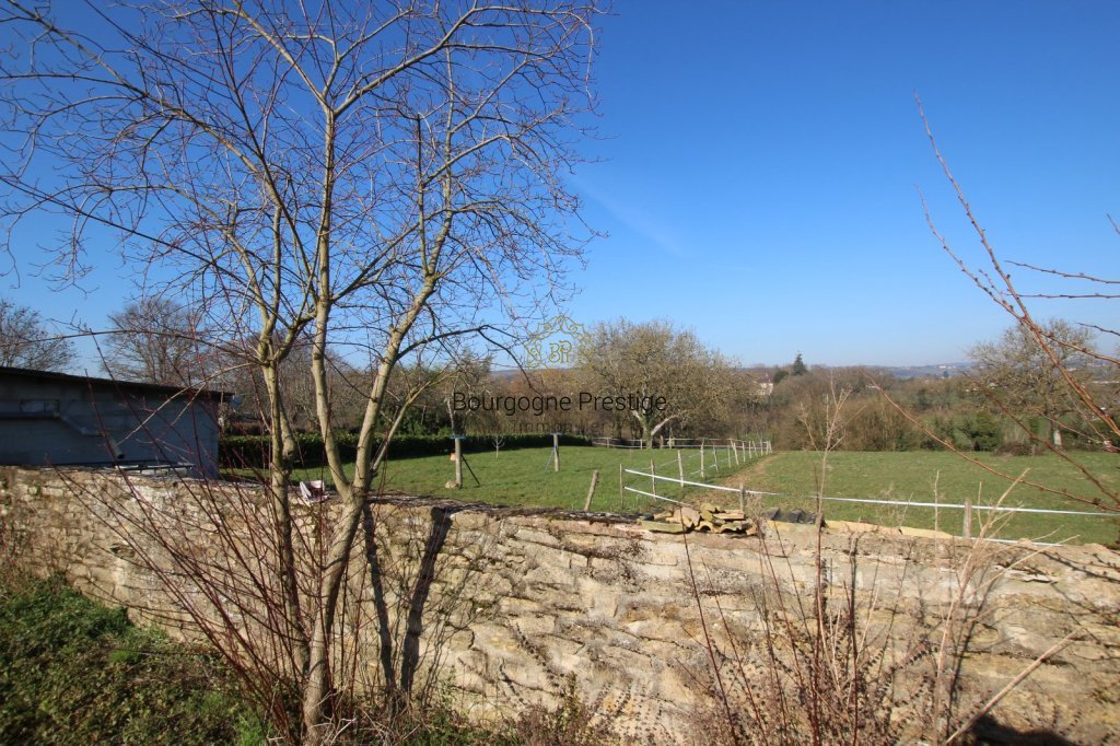 TOURNUS, JOLIE MAISON DE 70 M² AVEC DEPENDANCE DE 24 M² POUR UN PETIT GITE- TERRAIN DE 7 605 M² - Photo 5