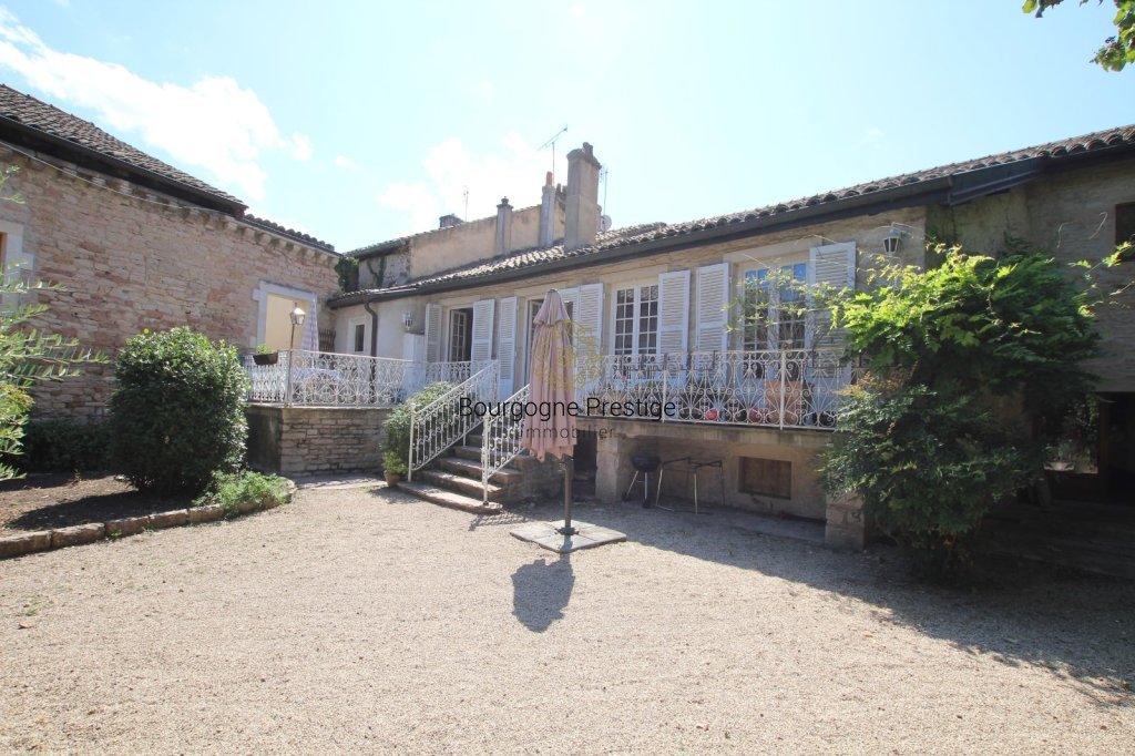 Maison à vendre, 15 pièces, 344 m², Tournus