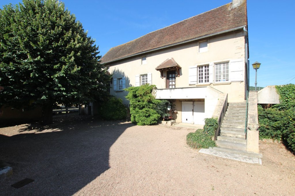 PROPRIETE AGRICOLE AVEC MAISON D'HABITATION ET VASTES DEPENDANCES SUR UN TERRAIN DE PLUS DE 4 HECTARES - Photo 2