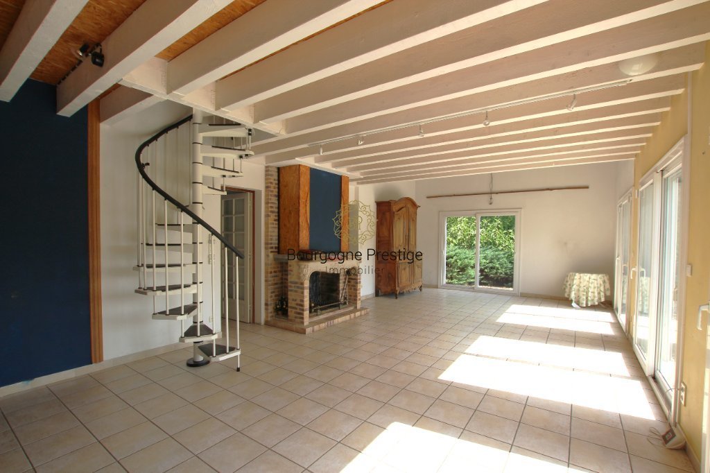 COTE CHALONNAISE, UNE MAISON FAMILIALE DE 292 M² SUR PARC DE 11 531 M² - Photo 5