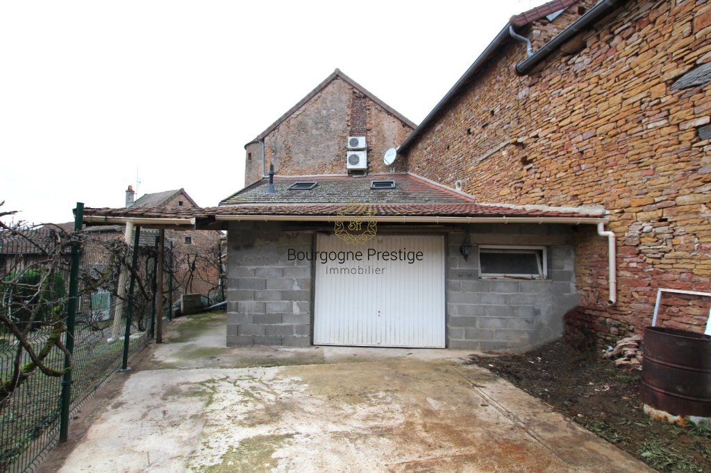 OUEST TOURNUS, CHARMANTE MAISON DE VILLAGE EN PIERRE DE 104 M² AVEC SA TOUR - Photo 5