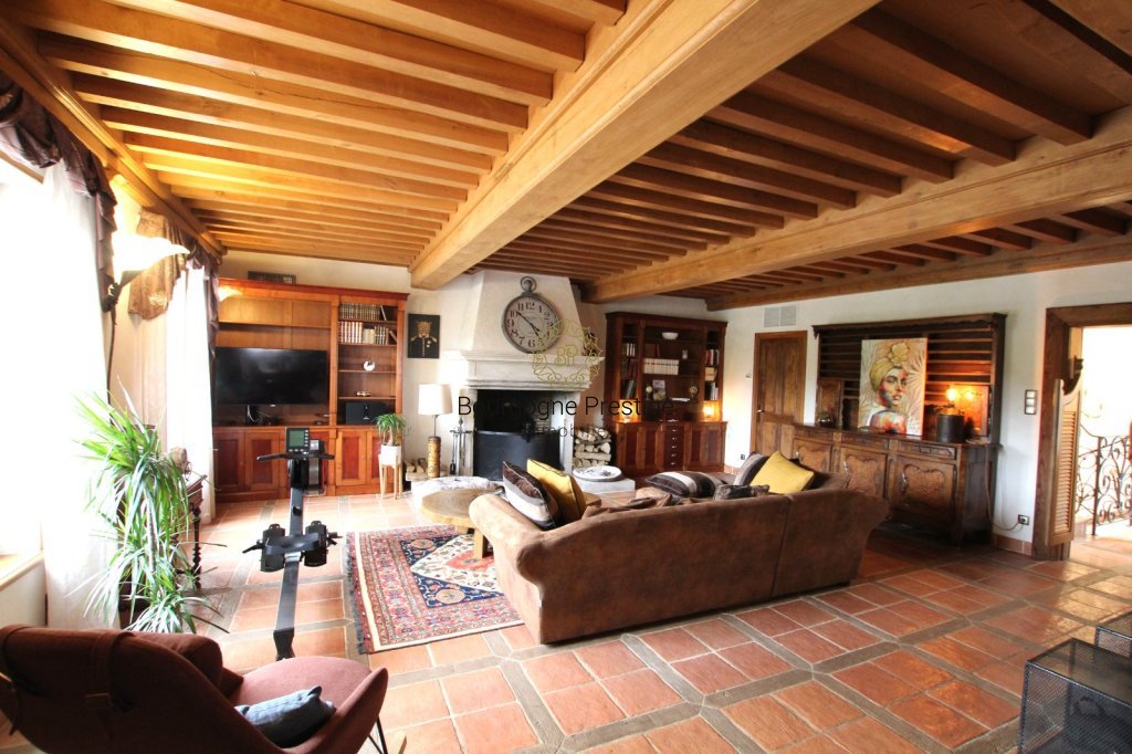 RARE BEL APPARTEMENT DE 200 M² SUR LES QUAIS DE SAONE - Photo 2