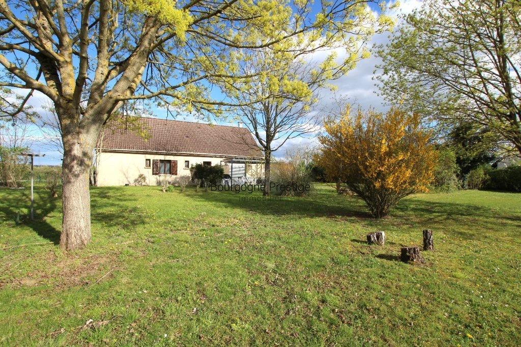 MAISON DE 113 M² SUR UN TERRAIN DE 949 M² - Photo 2