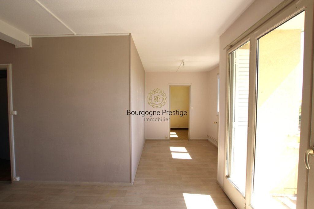 APPARTEMENT T4 AVEC BALCON  CAVE ET PARKING - Photo 4