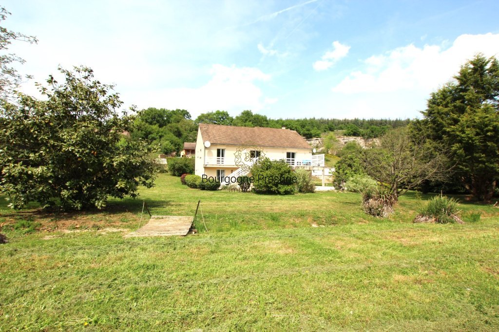 MAISON CONTEMPORAINE  DE CONFORT FAMILIAL CINQ CHAMBRES - 202 M² SUR SOUS-SOL - PISCINE ET GRAND TERRAIN 6310 M² - Photo 3