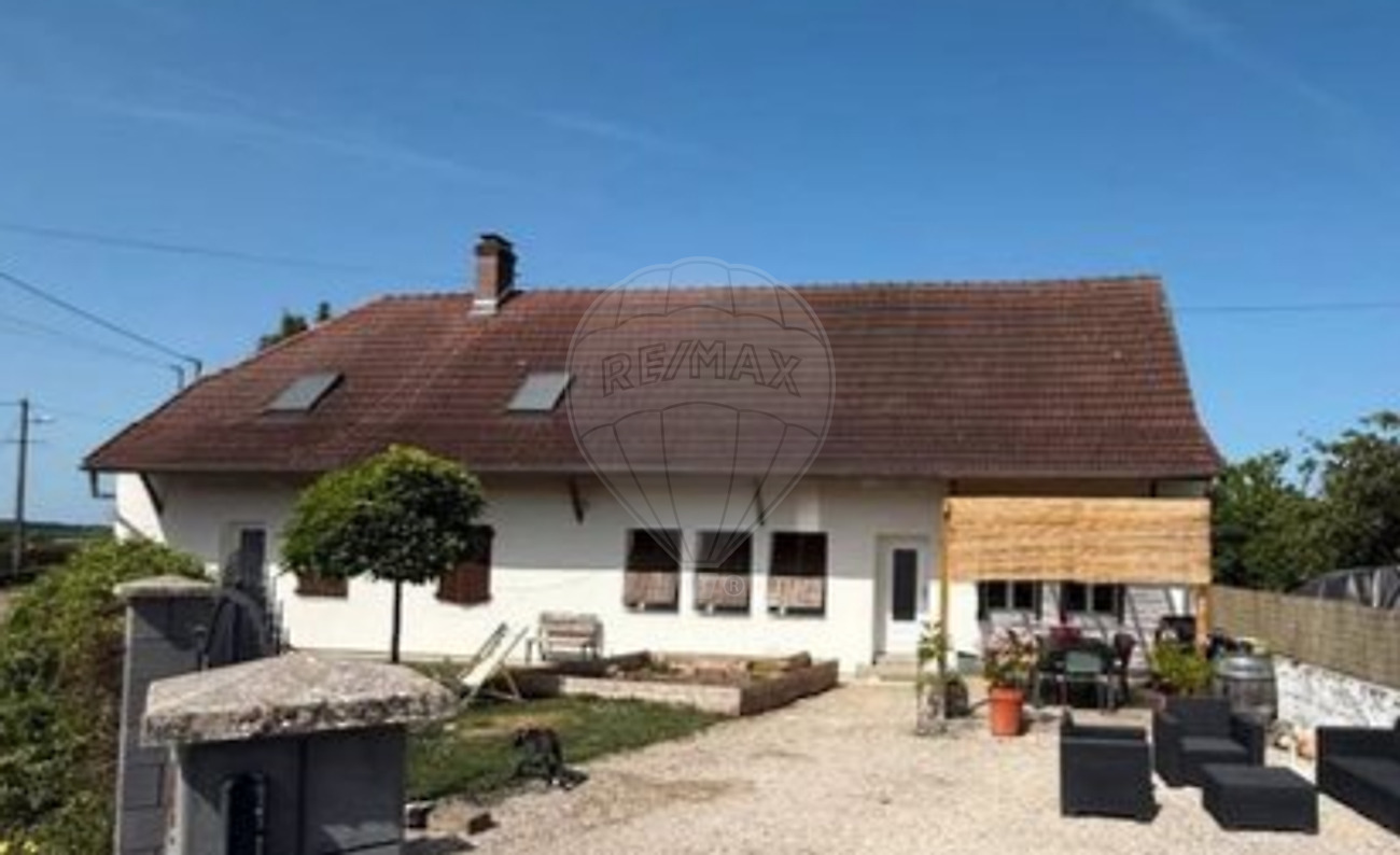 Maison 6 chambre(s) à vendre