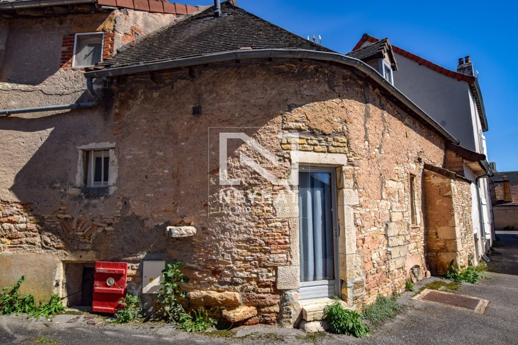 GIVRY EN EXCLUSIVITE