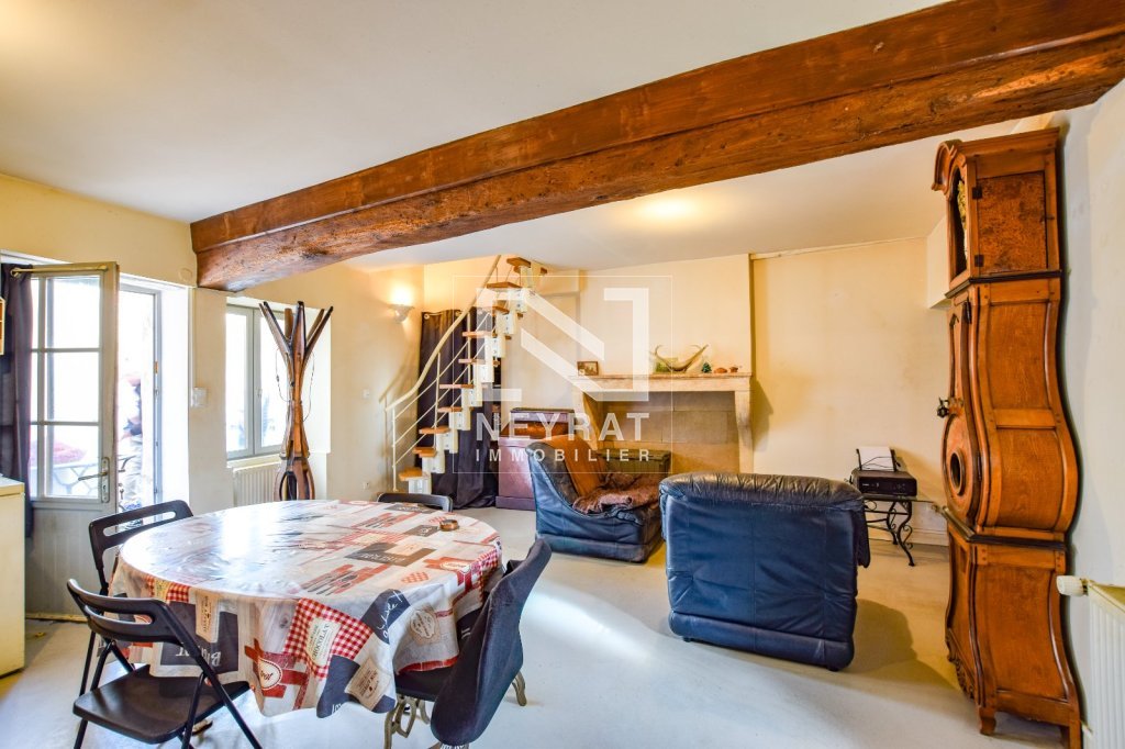 GIVRY EN EXCLUSIVITE