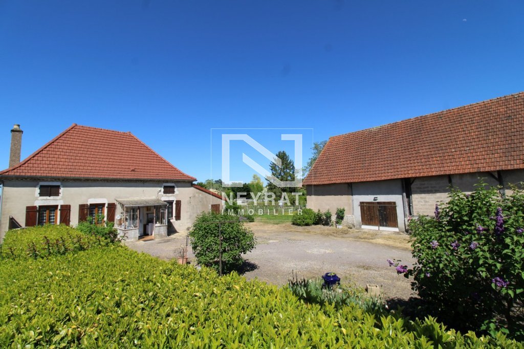 Maison 2 chambres et parcelle constructible et dépendances de 156 m² parcelle 1684 m²