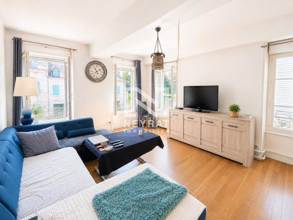 Appartement T3 loué avec combles aménageables