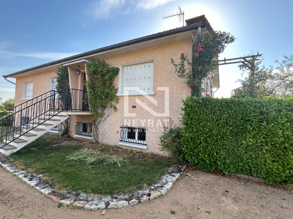 Élégante villa familiale – Un bien d'exception au cœur de Sennecey-le-Grand