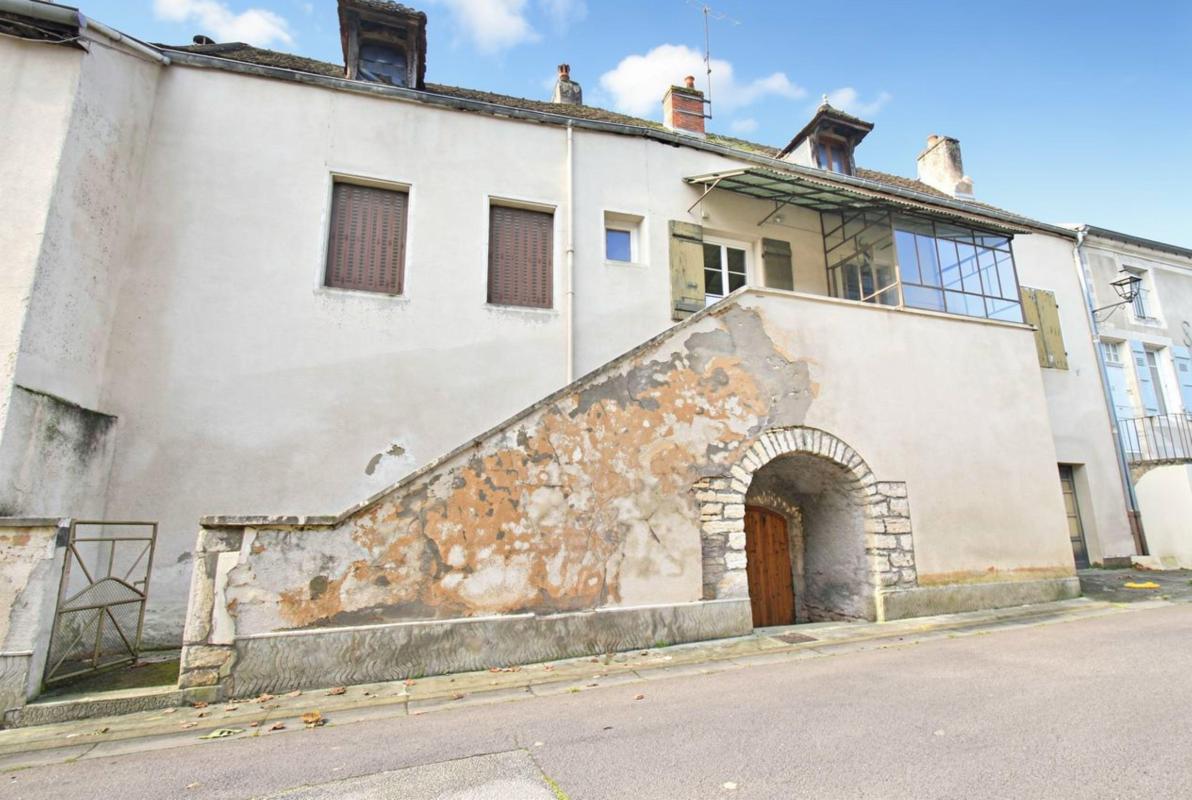 ANCIENNE MAISON DE VIGNERON À RÉNOVER