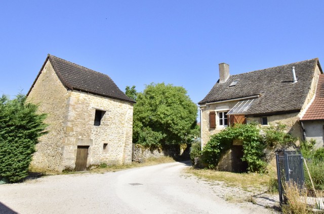 PETITE MAISON DE VIGNERON