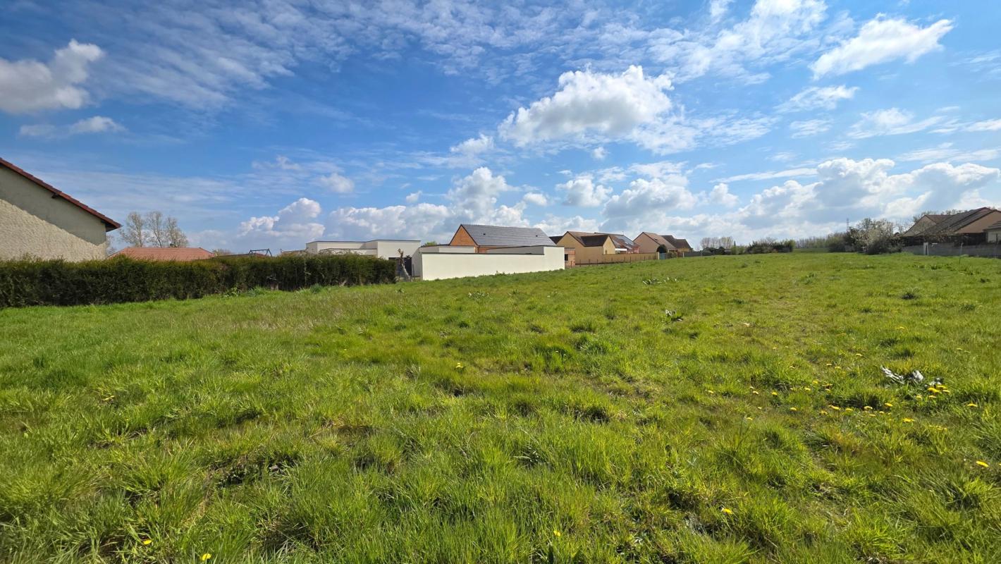 Terrain à bâtir au calme - 987 m² - environnement résidentiel recherché