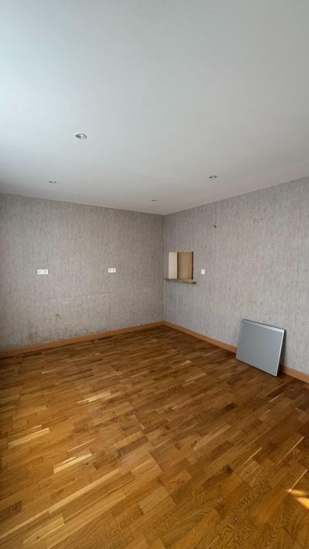 Quartier résidentiel et terrain constructible en sus de la maison - Photo 5