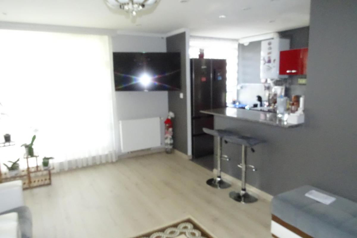 Magnifique T5 avec balcon et ascenseurs - Photo 2