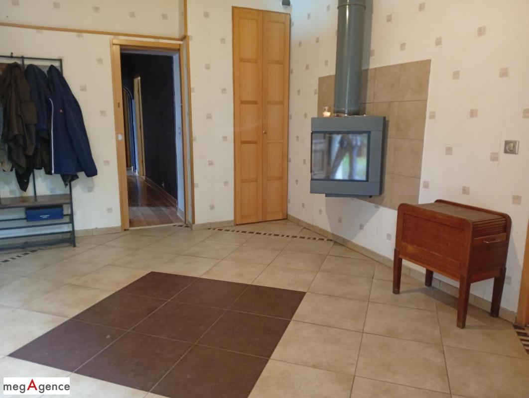 Maison 6 chambres, bureau, piscine, garage, terrain 3000 M² - Photo 3