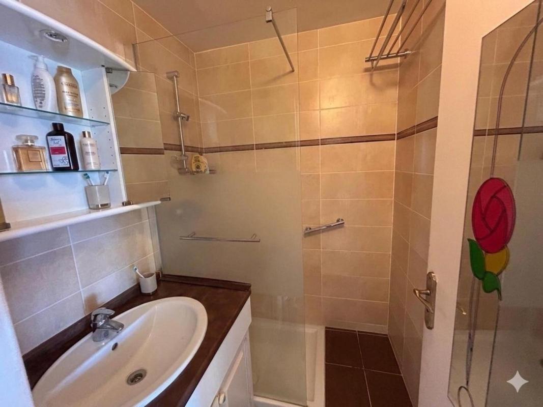 A VENDRE : Appartement T2 35m2 VUE MER - SAINT AYGULF - 83370 - Photo 4