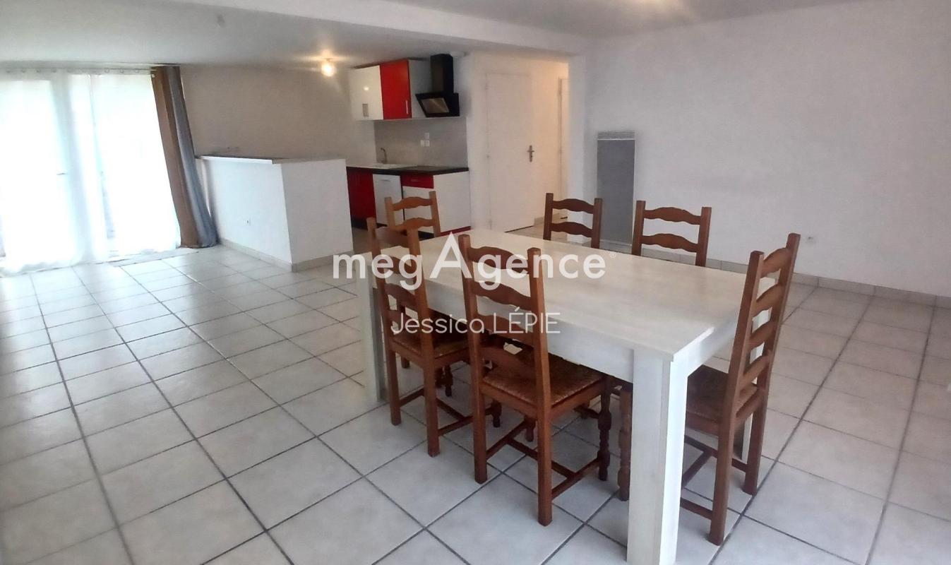 Appartement à vendre, 4 pièces, 80 m², Aiffres