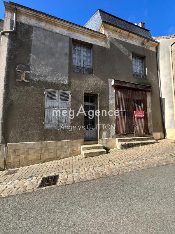 Maison de bourg 180m² à restaurer avec jardin, axe Le Mans/Alençon - Photo 2