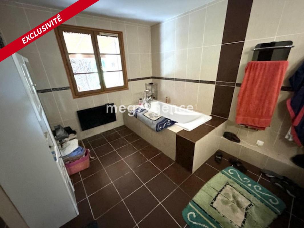 PAVILLON FAMILIAL PROCHE DE TOUTES LES COMMODITES - Photo 2