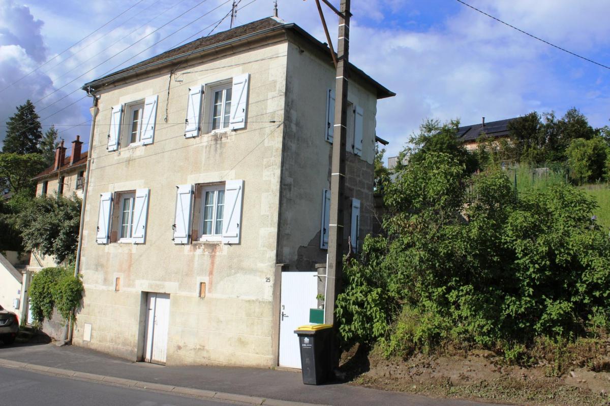 Maison en pierre avec vue et charmant jardin - Photo 4