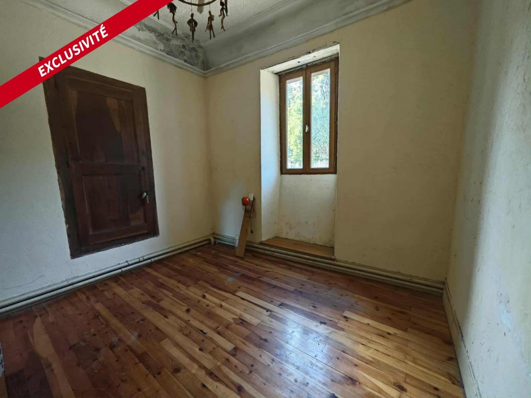 Maison de 130 m² à rénover - Photo 4