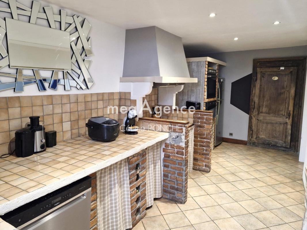 Charmante maison ancienne de 96 m² – Leyment (01) - Photo 3