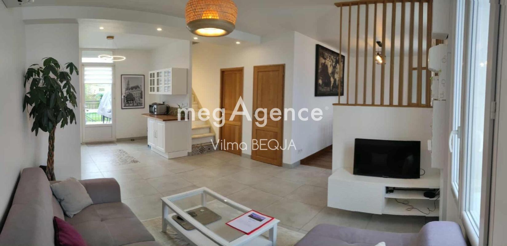 Charmante maison de ville de 103 m² - Photo 3