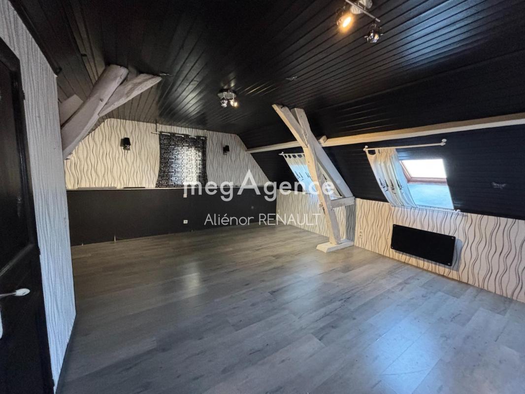Maison 7 pièces - 200m² avec gîte et grange - Photo 5