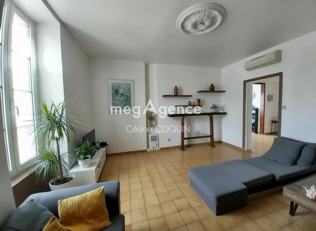 A vendre 2 maisons mitoyennes+ garage + terrain 3 310 m² – Jonzac centre - Photo 5