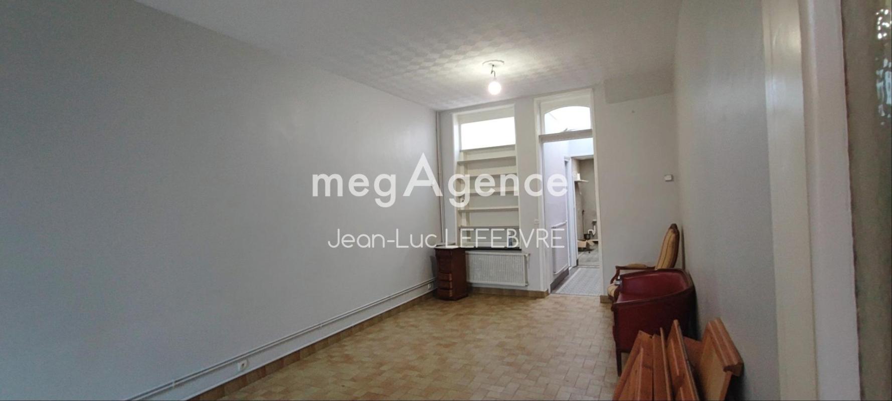 Le père NOËL est déjà passé  et VOUS ?  Maison ancienne  5PP avec cour - Photo 3
