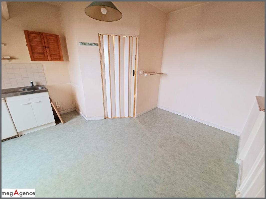 Appartement Studio dans bâtiment de caractère. Idéal investisseur - Photo 5